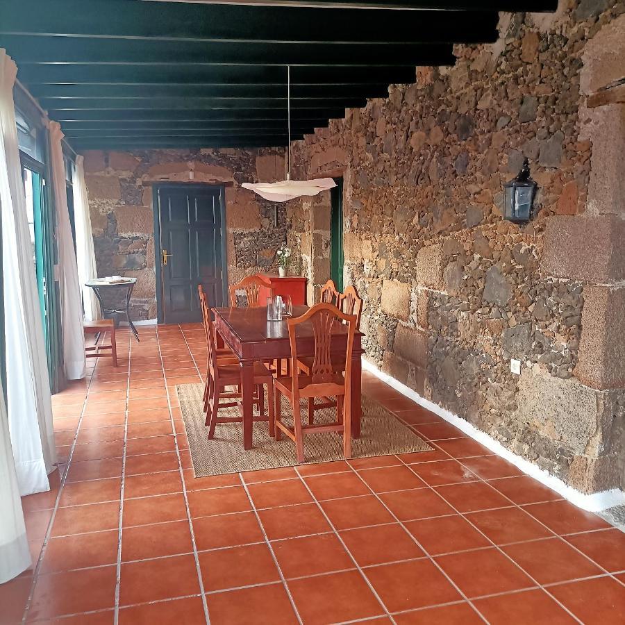 Casa "Entre Vinedos" En Masdache Villa Tias Bagian luar foto