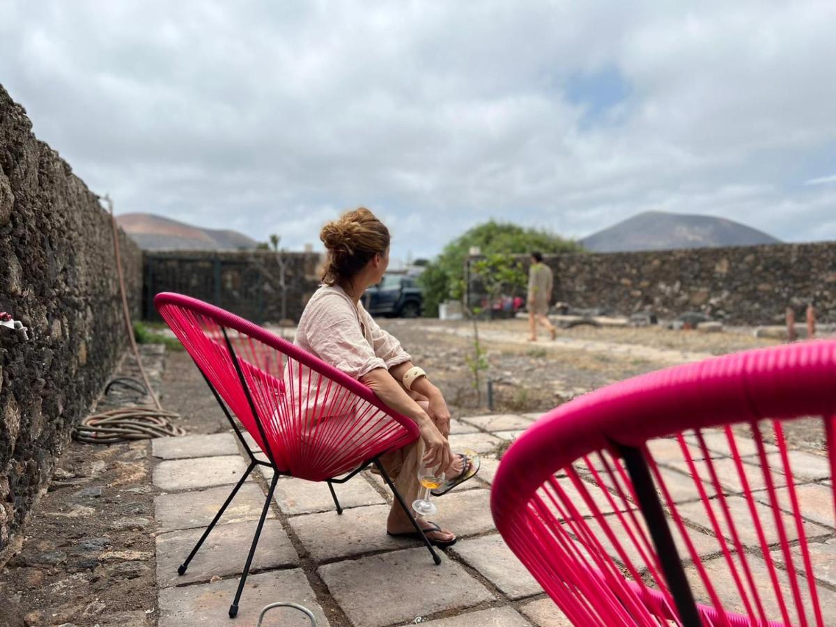 Casa "Entre Vinedos" En Masdache Villa Tias Bagian luar foto