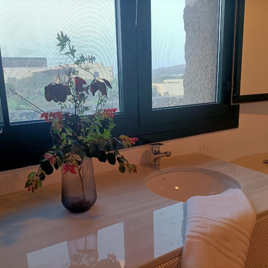 Casa "Entre Vinedos" En Masdache Villa Tias Bagian luar foto