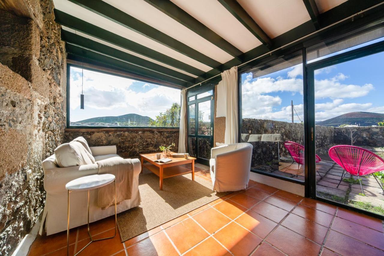 Casa "Entre Vinedos" En Masdache Villa Tias Bagian luar foto