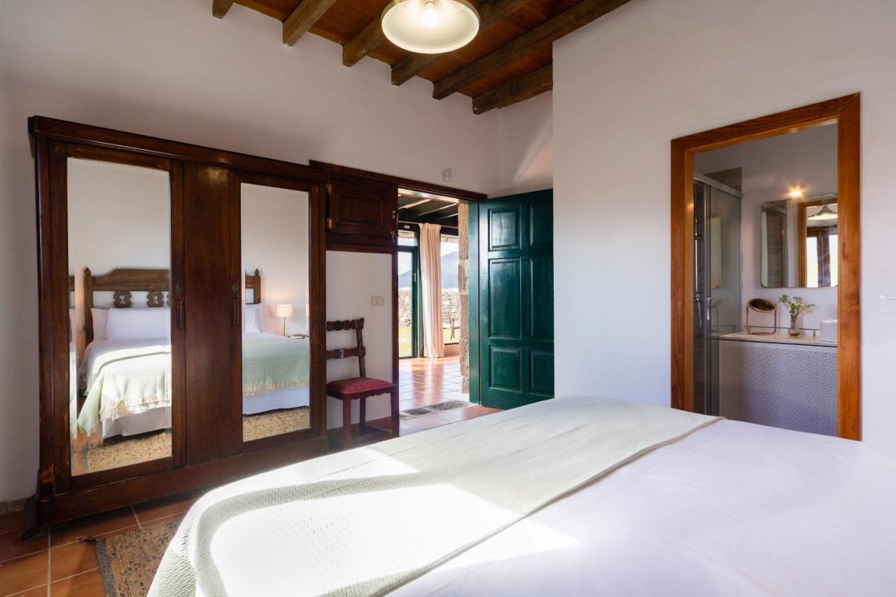 Casa "Entre Vinedos" En Masdache Villa Tias Bagian luar foto