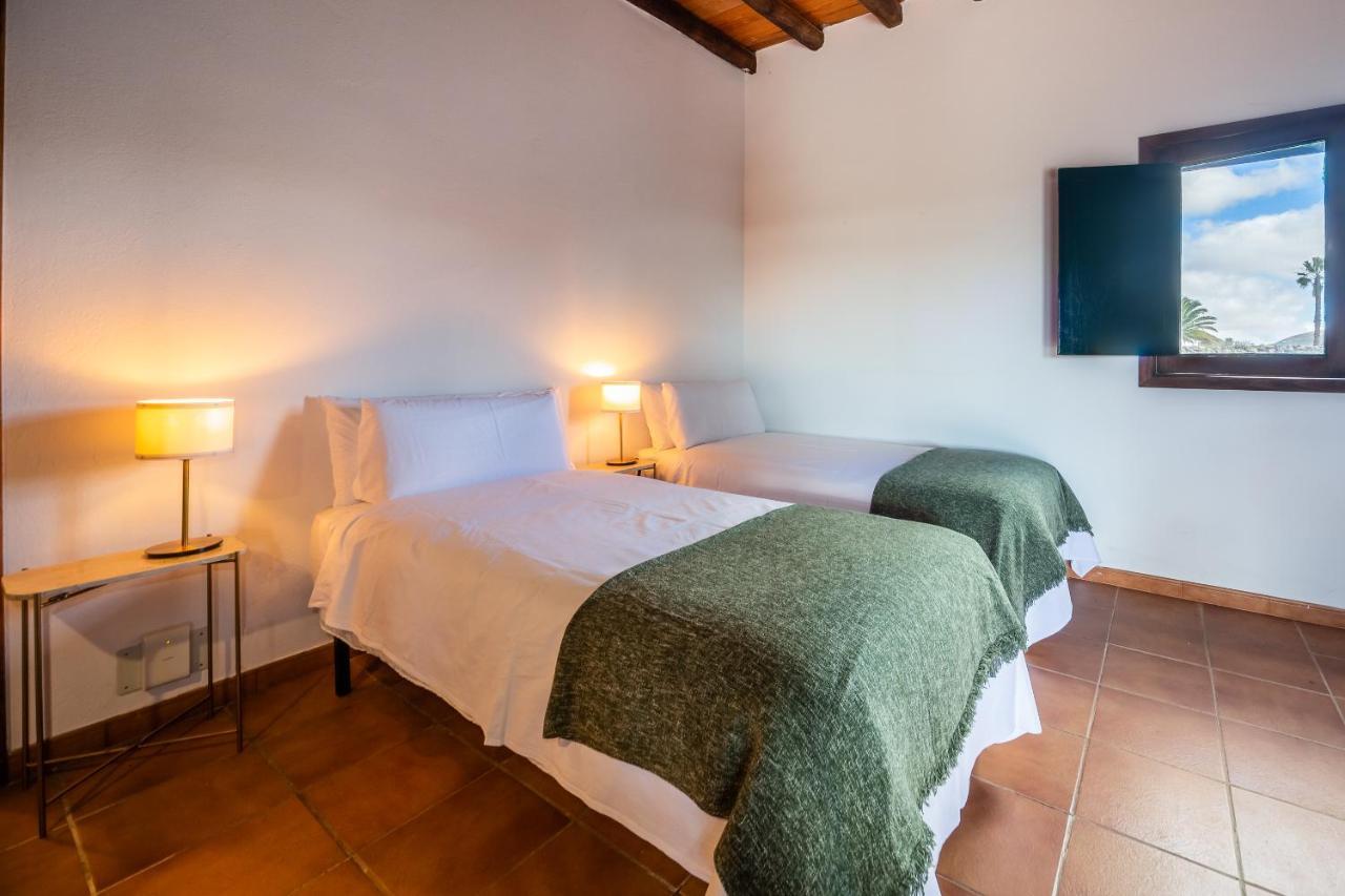 Casa "Entre Vinedos" En Masdache Villa Tias Bagian luar foto
