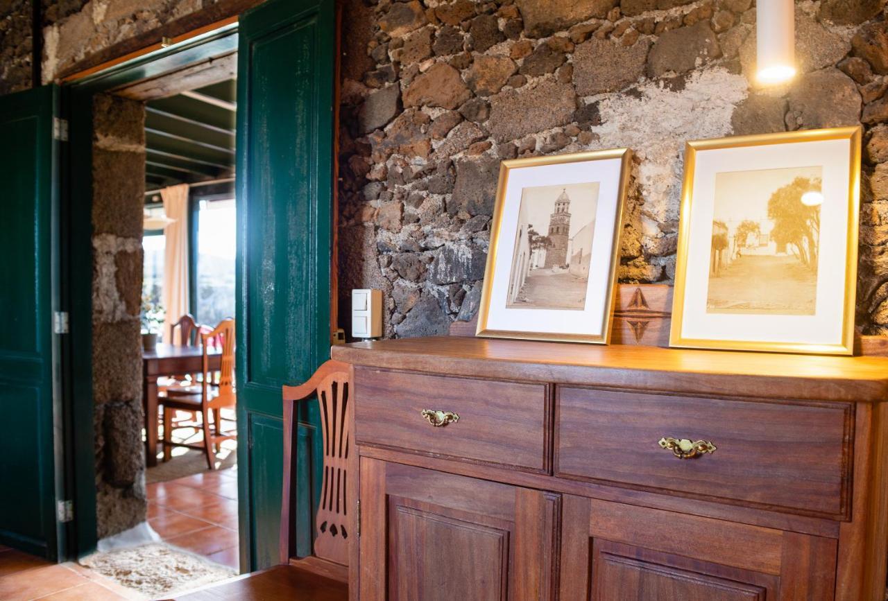 Casa "Entre Vinedos" En Masdache Villa Tias Bagian luar foto